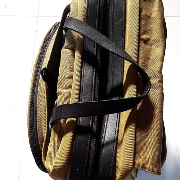 Filson Computer Bag - Picture 16 of 16